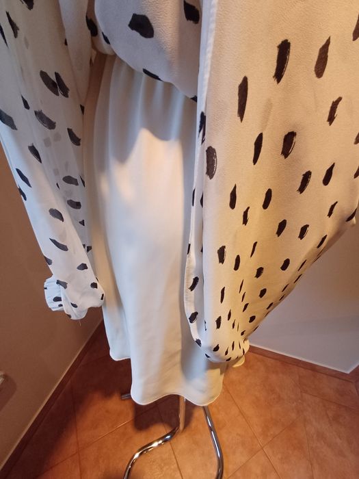 sukienka mini z długimi rękawami, H&M, roz. 40, stan idealny