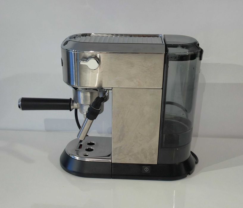 Zestaw: Ekspres De'Longhi Dedica EC 685 + Młynek Melitta Molino