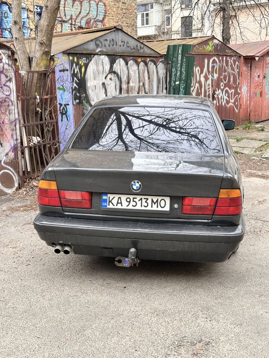 BMW E34, m30b35.