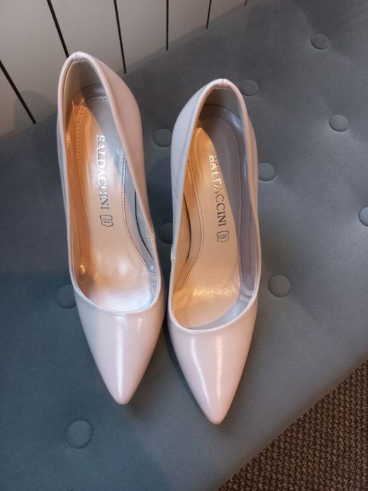 Nowe buty Baldaccini 38