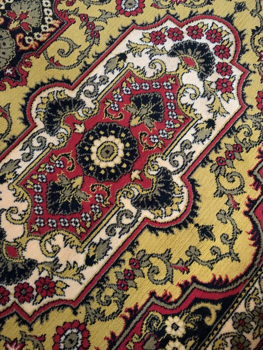 Килим фабричний 2м на 3м