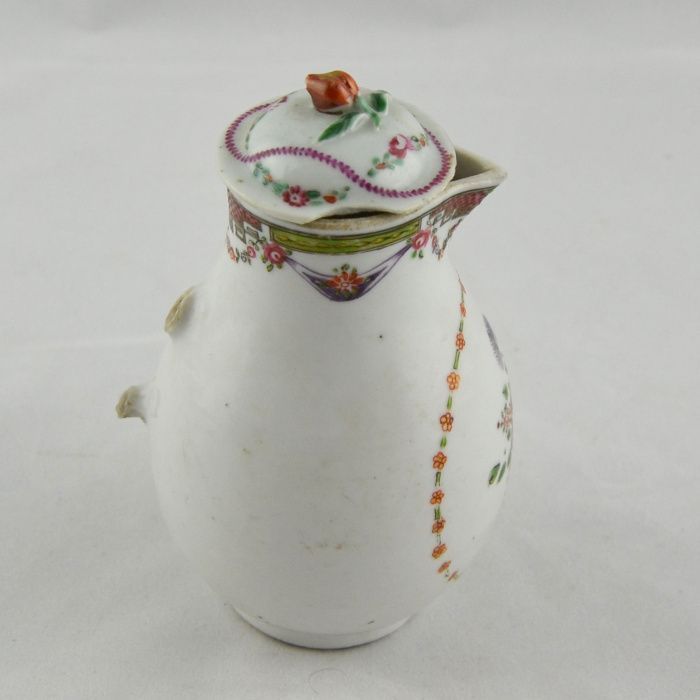 Leiteira com tampa em porcelana Companhia das Índias – séc. XVIII