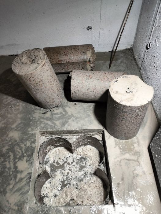 Різка бетону. Свердління отворів 
- димоходів 
- витяжк