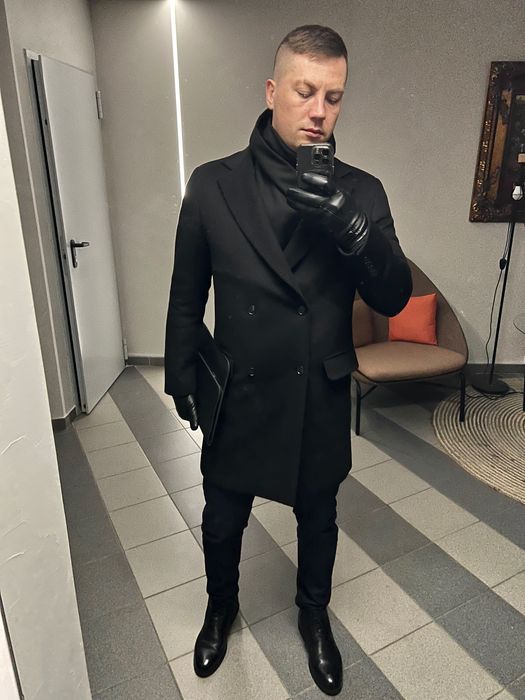 Класичне пальто бізнес стиль престижно виглядає