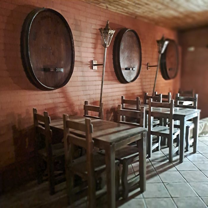 Mobiliàrio taberna , restaurante , adega ... ( gama alta )