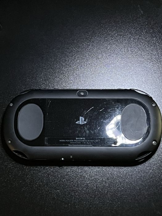 PS Vita slim PCH-2006 +карта памʼяті 128gb