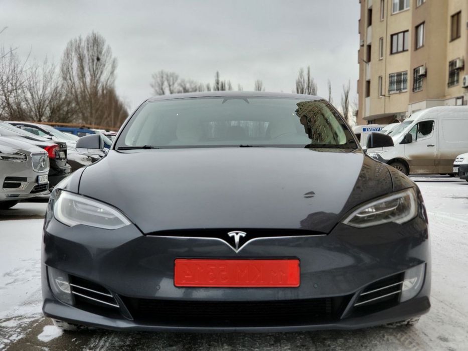 Tesla Model S 75D 2017p з Норвегії без ДТП