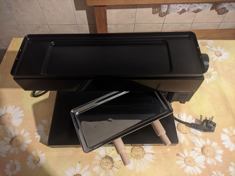 Grill/opiekacz do sera