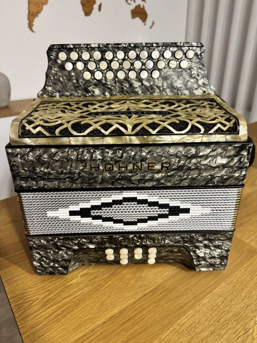 Hohner Morino III