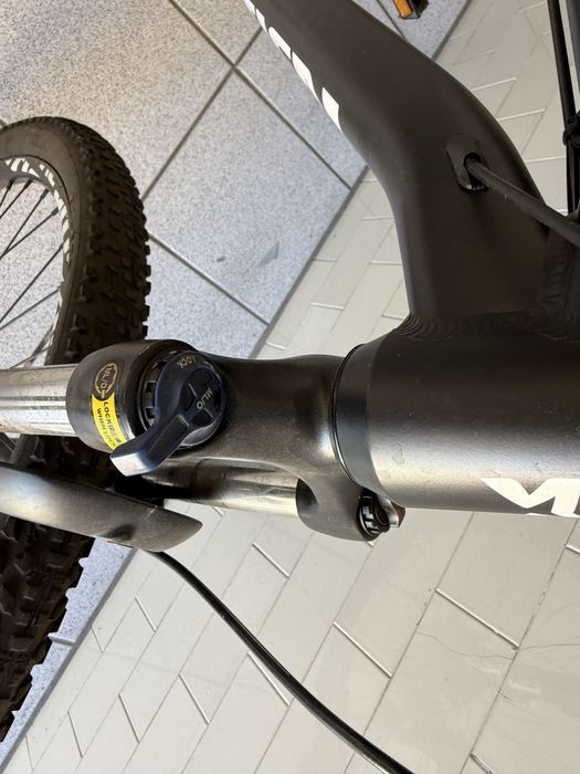 Bicicleta  em otimo estado roda 29 travoes hidraulicos