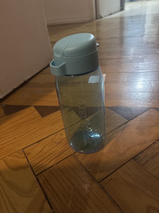 Tupperware Bottle64552999250690120
