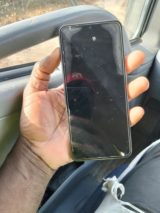 Huawei nova 12i com 5 meses de uso