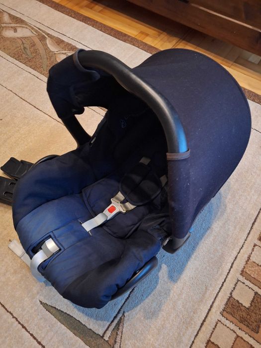 Nosidełko maxi cosi +adaptery