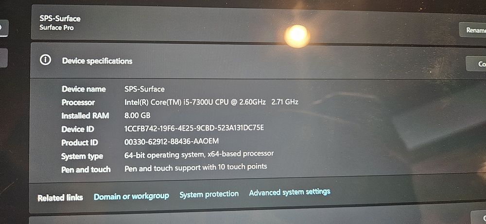 Microsoft Surface Pro 5 | Intel i5 | 8GB RAM | 256GB SSD |
