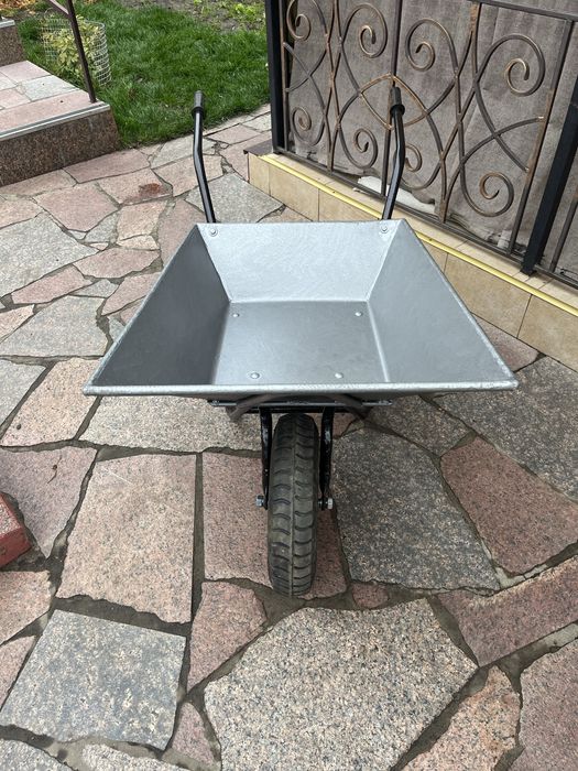 Візок, тачка садова