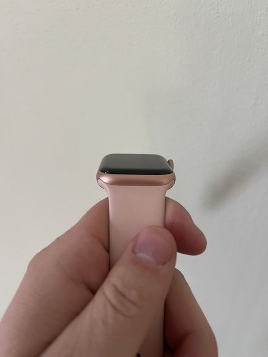 Apple Watch SE 40 mm