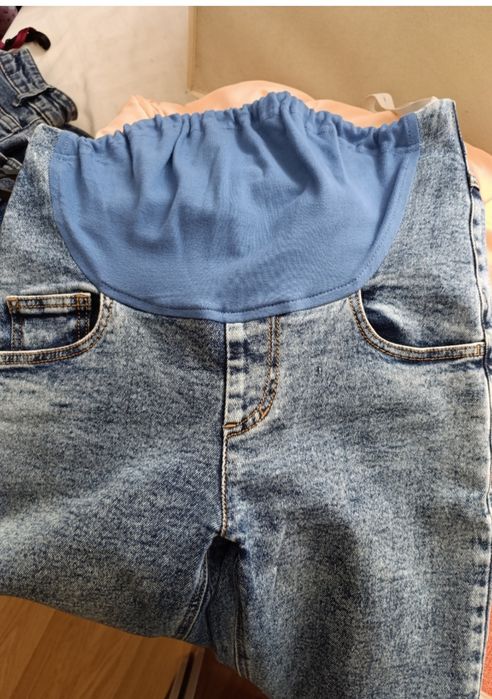 Джинси для вагітних