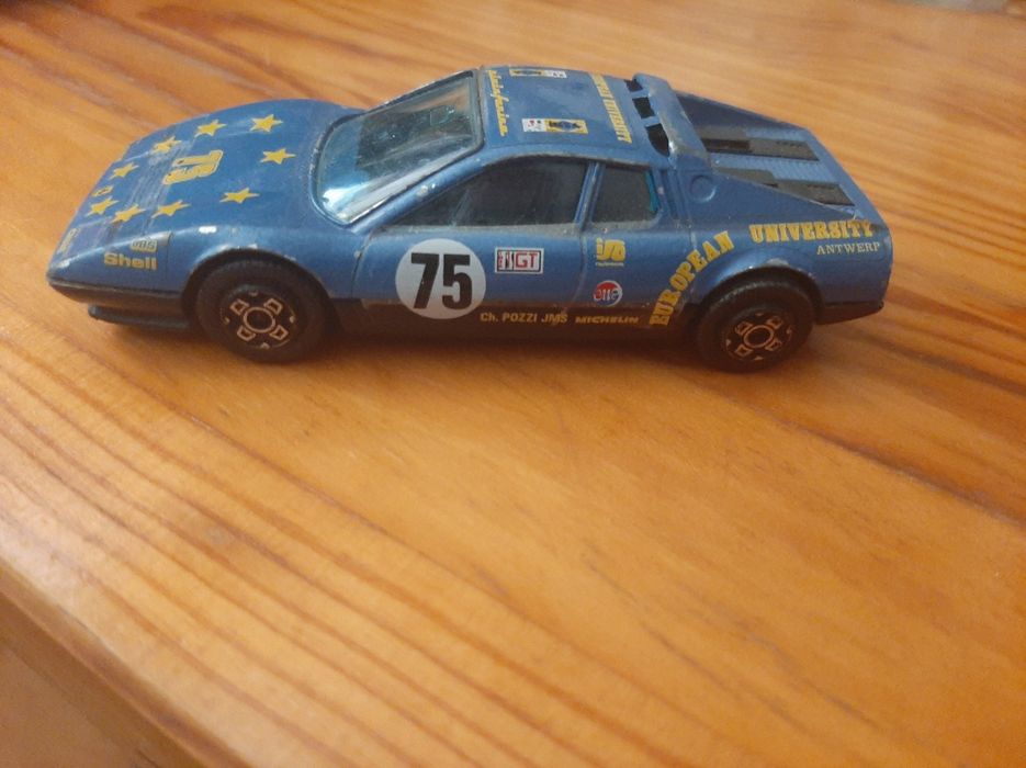 Miniatura Ferrari 512 BB - Burago 1980