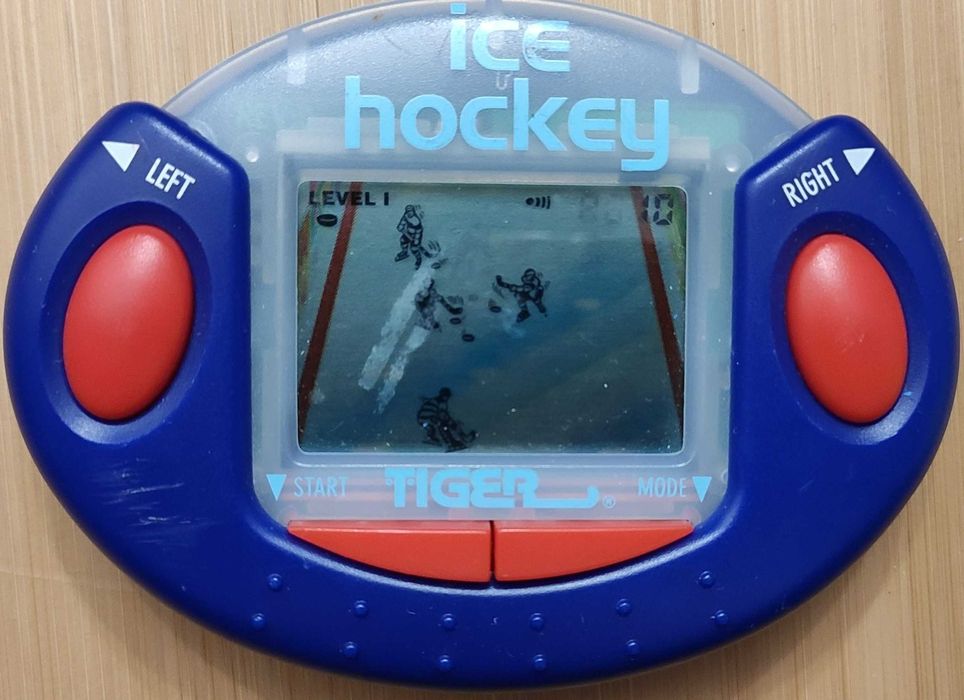 2x konsola hokejowa Ice Hockey + wyścigi motorowe Motor Bike Racing