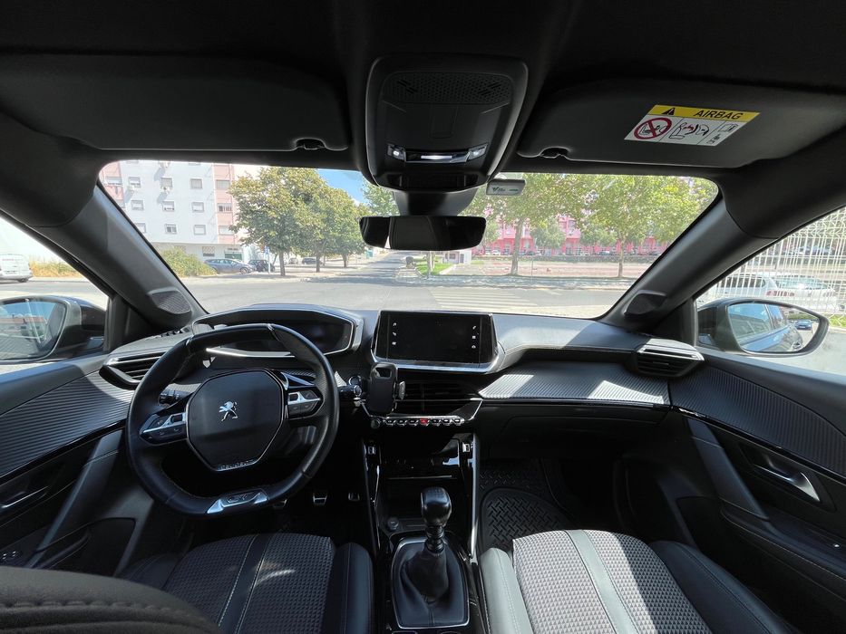 Peugeot 208 1.5hdi 105cv foto 5