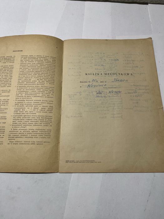 Stara książka meldunkowa PRL