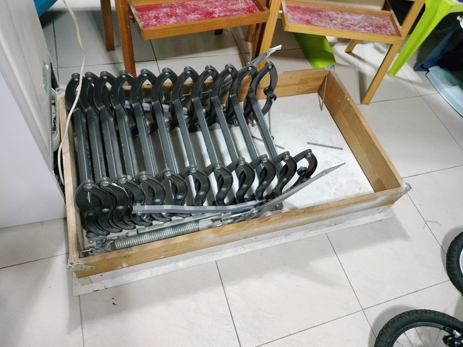 Escada Sótão Metálica