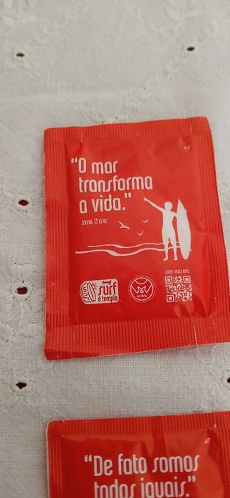 Pacotes de açúcar Surf é terapia