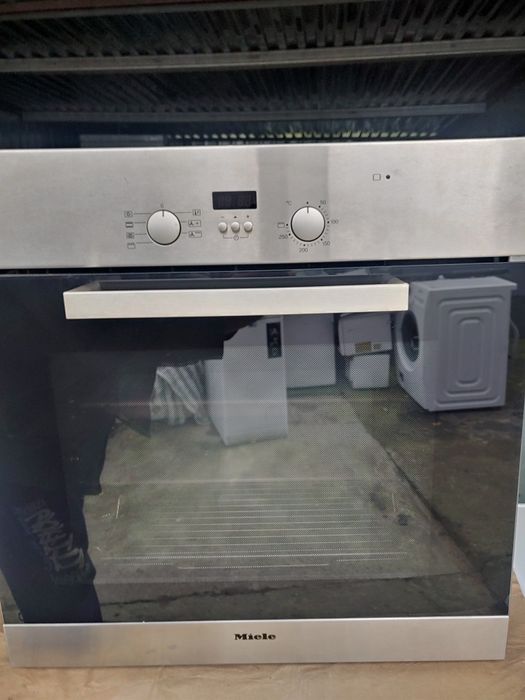 Piekarnik elektryczny Miele