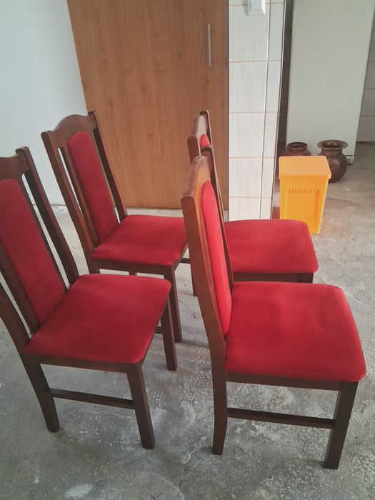 Masywne krzesla stan dobry
