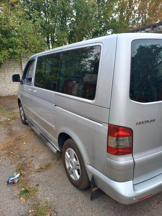 Фольксваген Мультиван