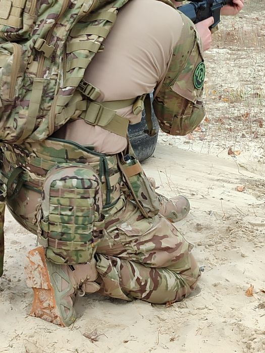 МІЦНИЙ підсумок,  сухарка вертикальна 2,4 літра