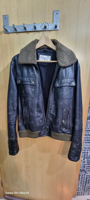 Casaco couro castanho roçado