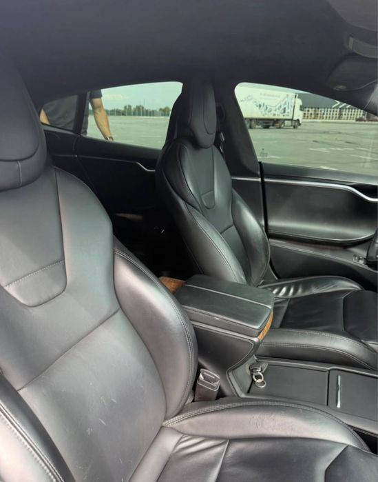 Tesla model S 100кВт