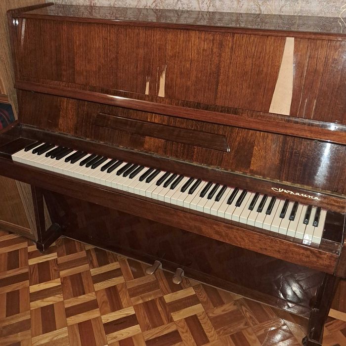 Піаніно (фортепіано) Україна