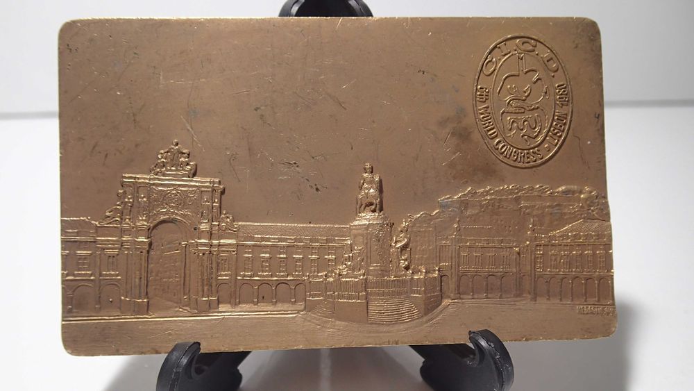 Placa em Bronze Giuseppe Grass