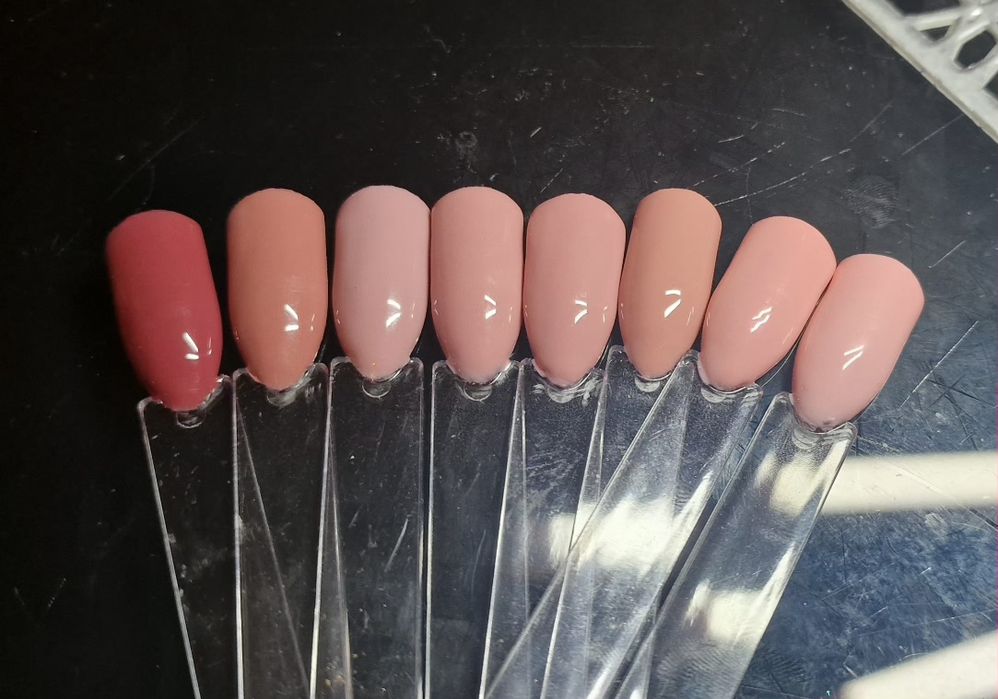 Lakiery hybrydowe semilac