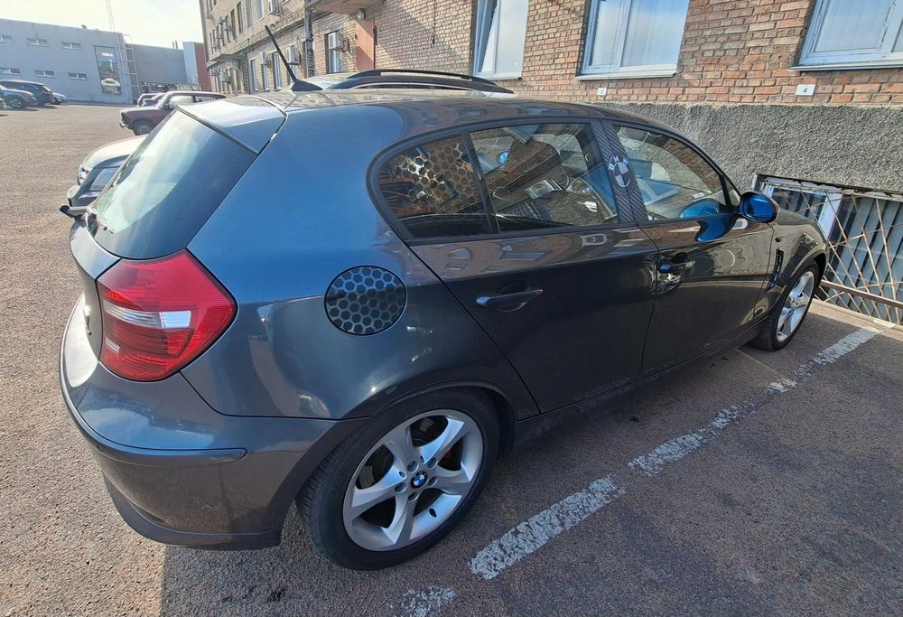 BMW 1 Series, в збереженому стані!!!
