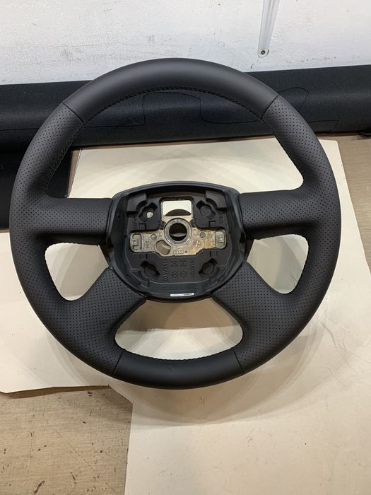 Чехол на руль оплетка Audi A6c5,A6c6,A6c7,A4b5,A4b6,A4b7,A4b8