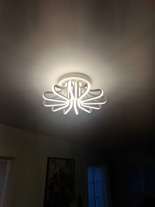 Candeeiro moderno Led AEG