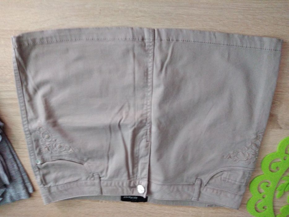 Bluzki i 2 spódniczki rozm S i M