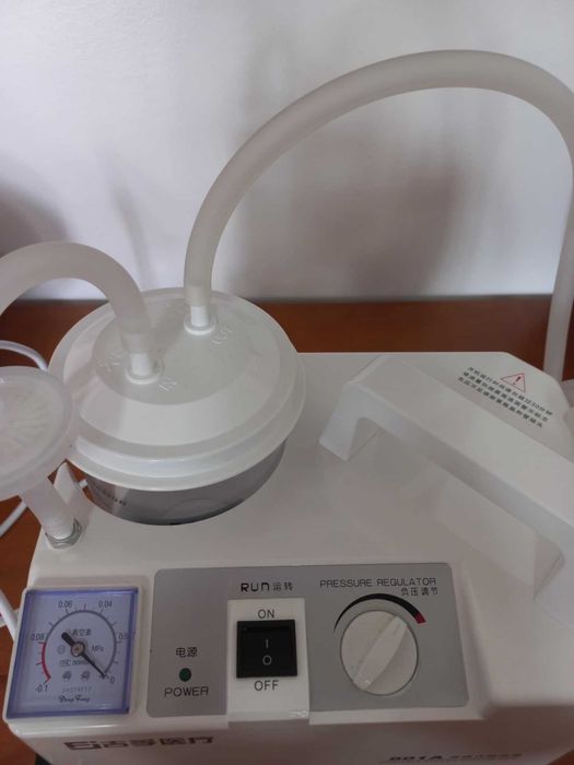 Máquina de Aspiração de Secreções