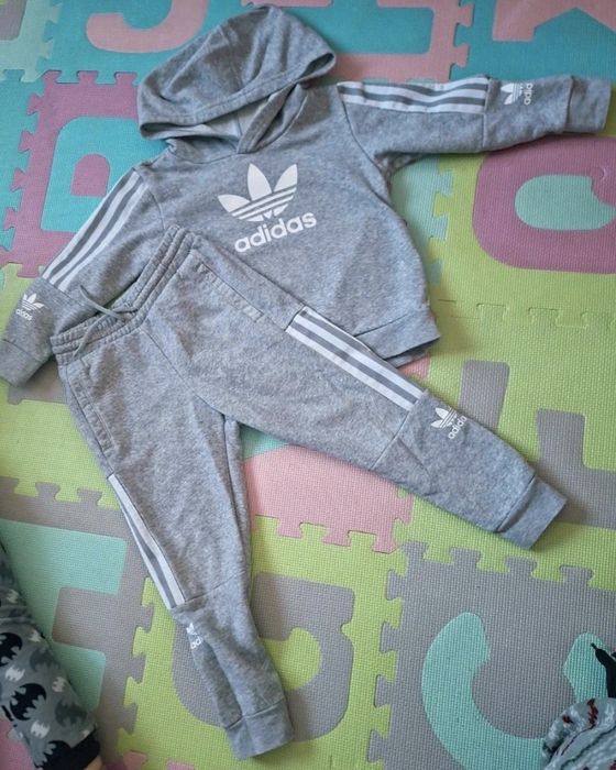 Komplet dresowy dla chlopca adidas jak nowy