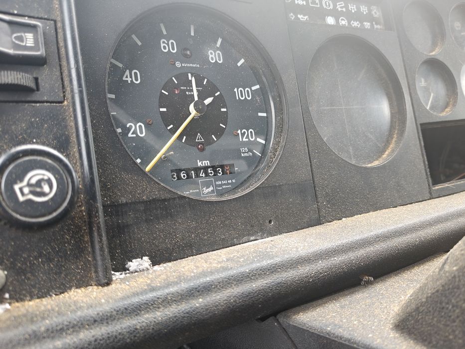 Samochód ciężarowy MAN 8.90