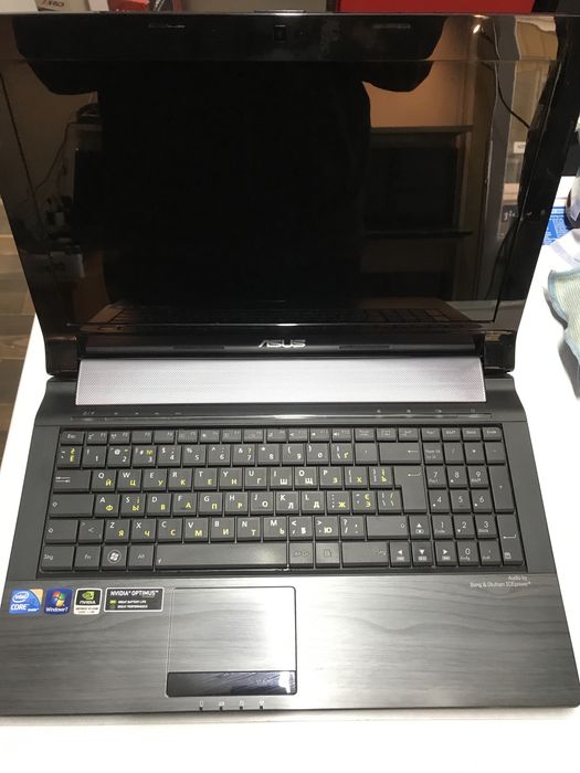 Ноутбук Dell vostro,ASUS x5mj