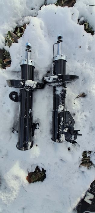 Амортизатор передній Honda coupe