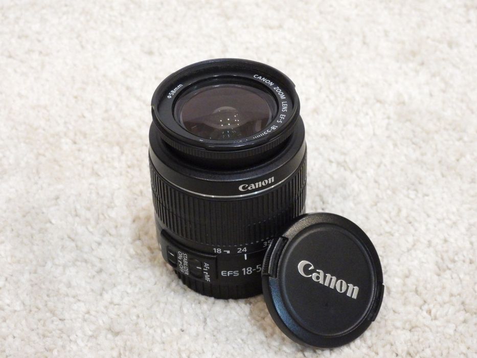 Kit Canon 450D + Objectiva EF-S 18-55mm f/3.5-5.6 IS + Teleobjetiva Canon EF-S 55-250mm f/4-5.6 IS + Bolsa