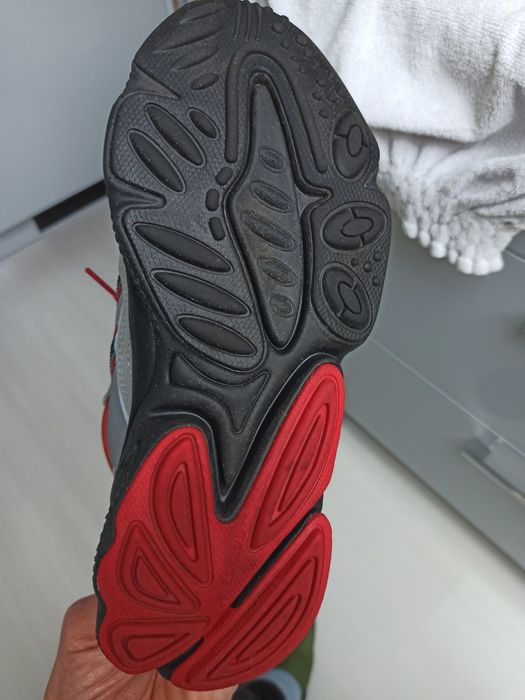 Buty sportowe firmy Adidas rozmiar 38