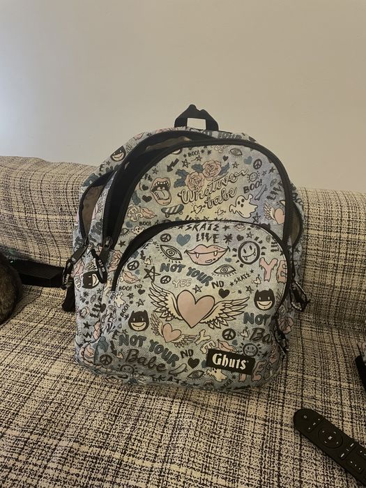 Conjunto Mochila+estojo GHUTS