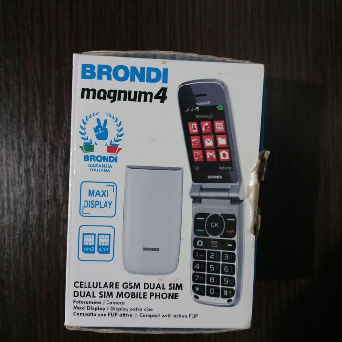 Мобільний телефон Brondi Magnum 4