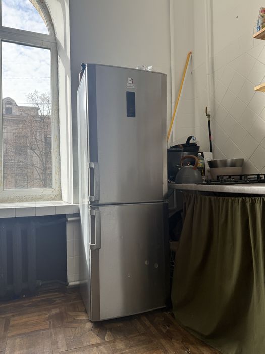Холодильник beko продам терміново